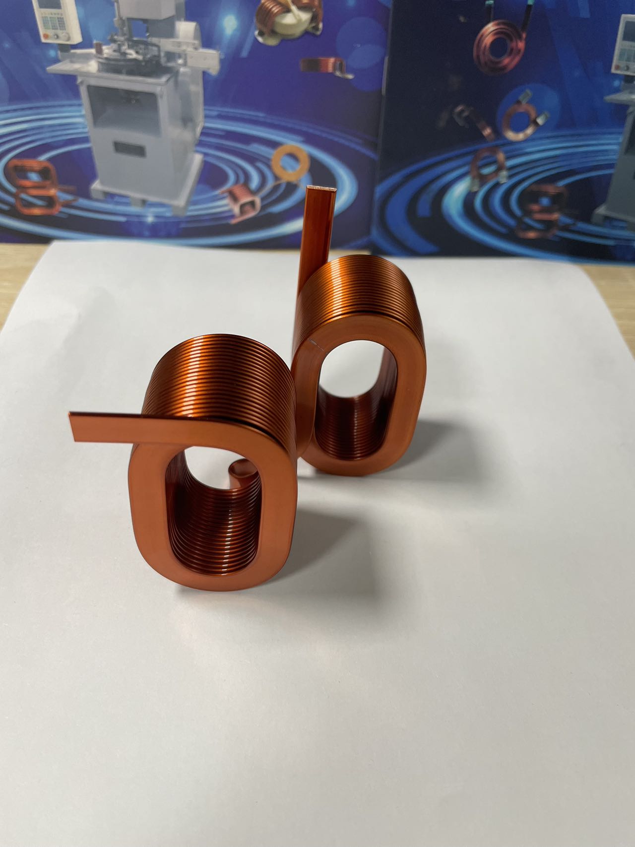 1*7*44ts कुण्डल